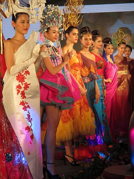 Kuala Lumpur Fashion Show, reflecting the influences from multiple nationalities