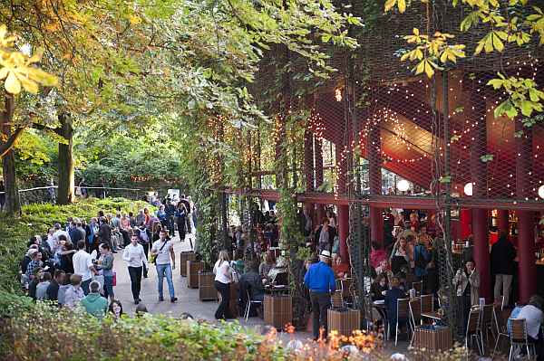 The Bar at Regent's Park Open Air Theatre in Central London Bar at Regent's Park Open Air Theatre, 2013. Photo by David Jensen