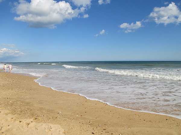 Epic Sana Algarve, a touch of Portuguese luxury - Long walks along the beach, feeling the invigorating Atlantic