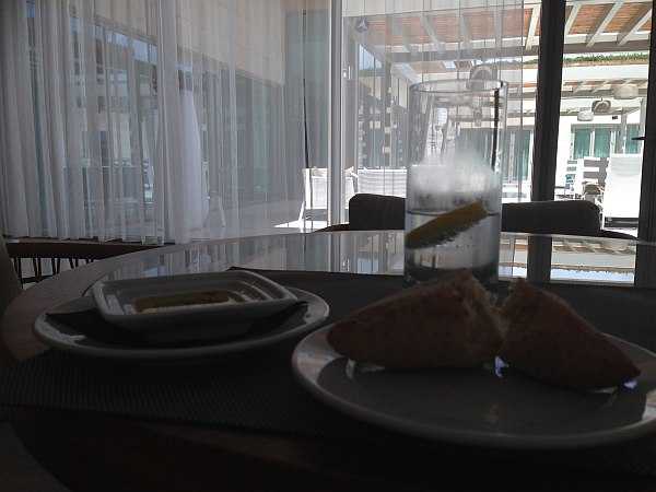 Epic Sana Algarve, a touch of Portuguese luxury - Upstairs lunch, calming, chic and stylish