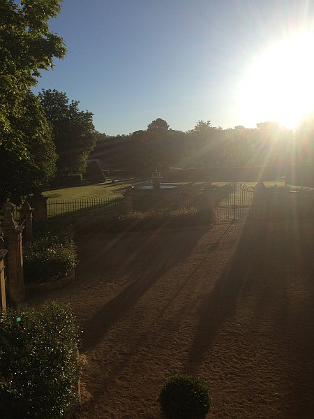 La Villa Baulieu a palace in Provence to love - Evening sunlight