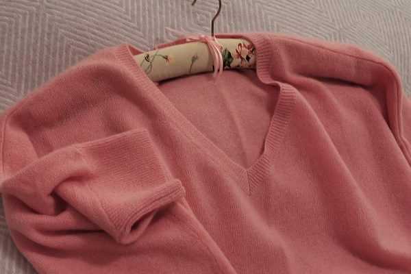 Absolut Cashmere, eco-friendly, colourful and chic - Romantic pink and delicate