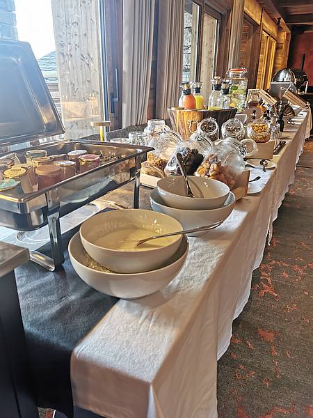 M Lodge Hotel