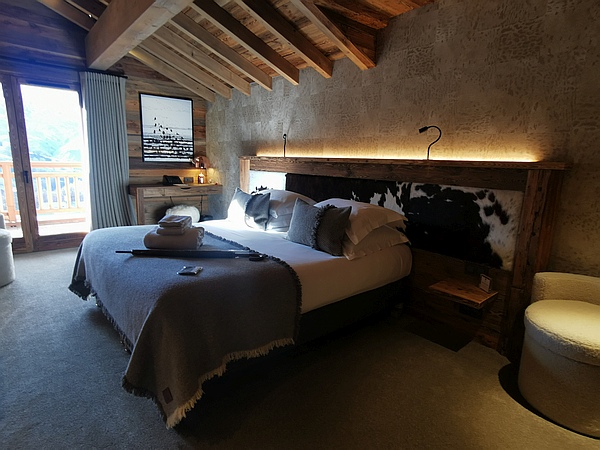 M Lodge