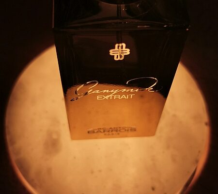 Luxury Paris Perfume