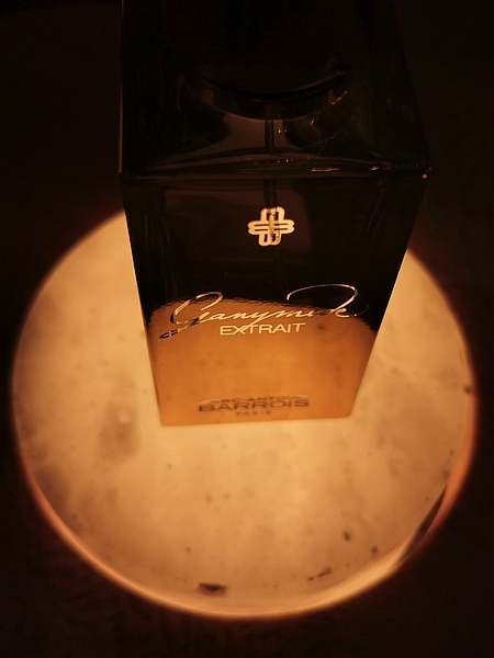 Luxury Paris Perfume