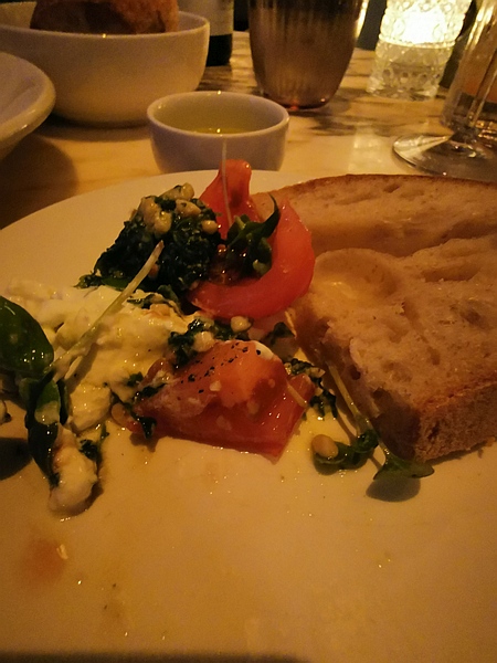 Sam's Riverside Salad, bread and olive oil