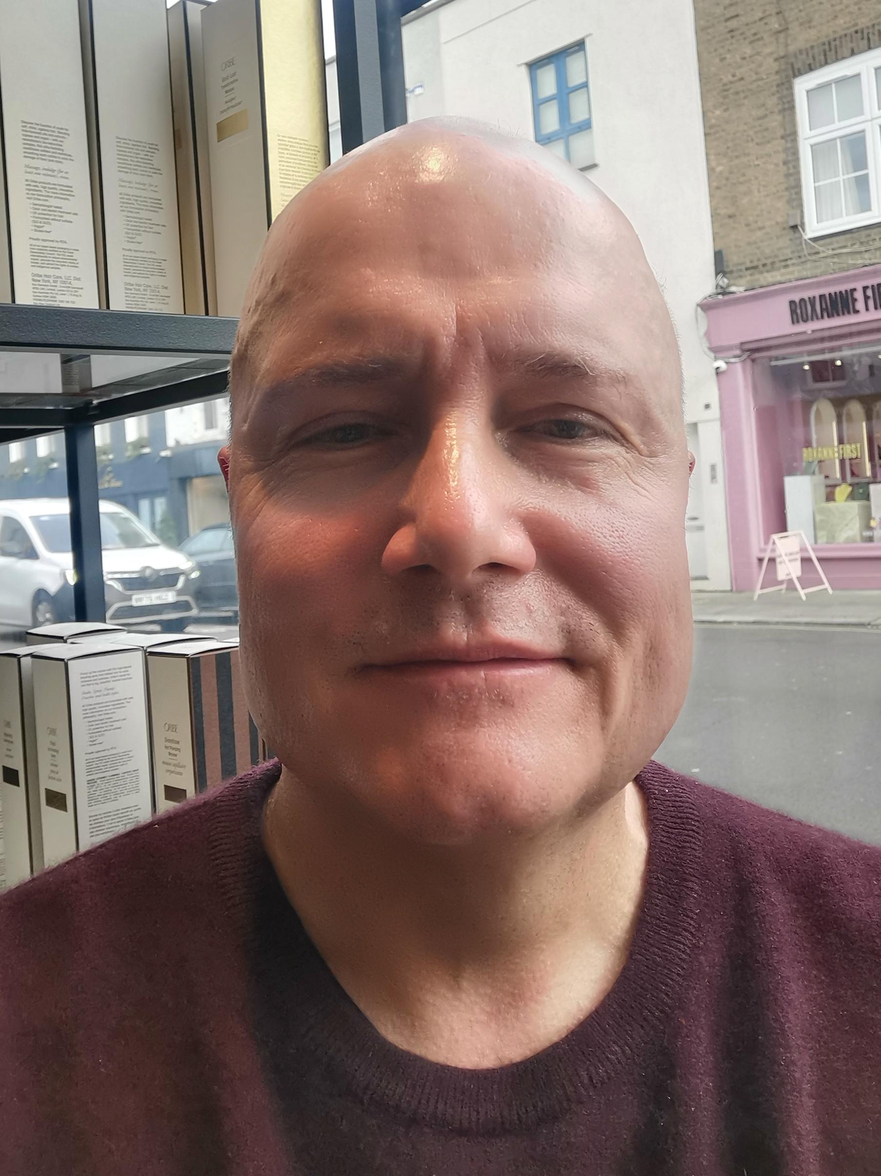 Feeling and looking good after my 2 hours of facial grooming with Linda Meredith in Knightsbridge