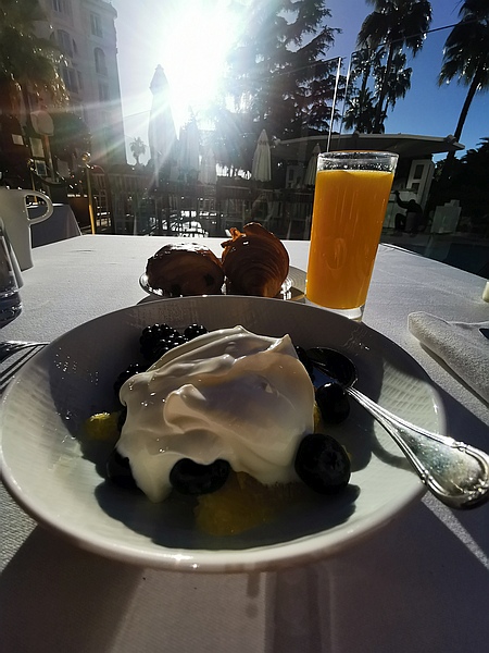 Breakfast at Le Majestic